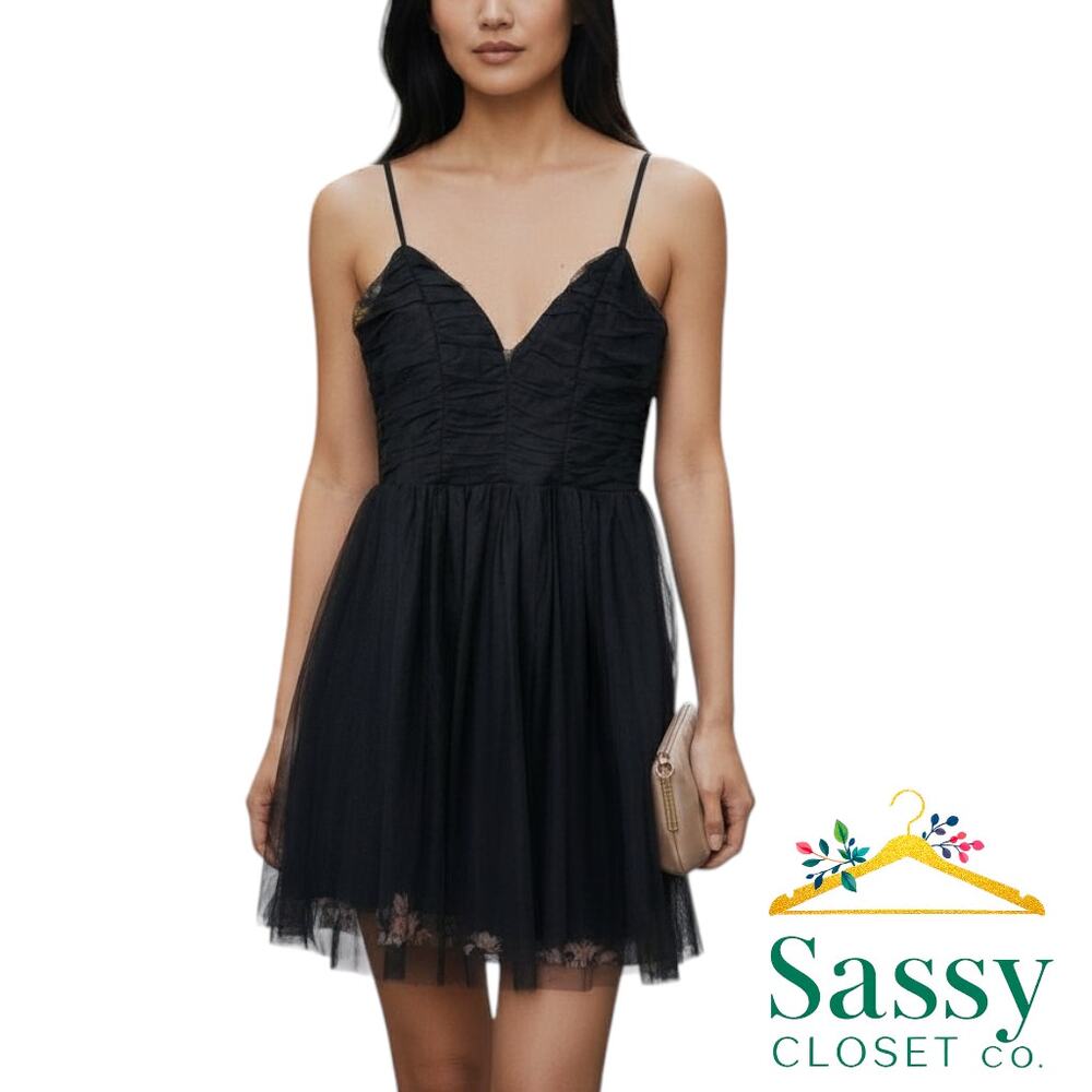✨ LOVE NICKIE LEW Black Tulle Mini Dress 5 Juniors V-Neck Fit&Flare EUC 🖤